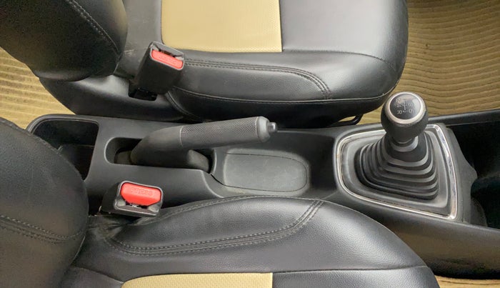 2020 Honda Amaze 1.5L I-DTEC S, Diesel, Manual, 61,179 km, Gear Lever