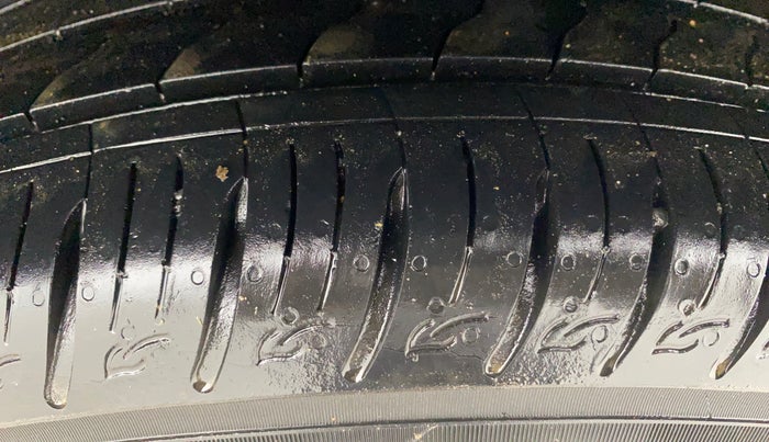 2020 Hyundai VENUE SX 1.0 TURBO, Petrol, Manual, 20,251 km, Left Rear Tyre Tread