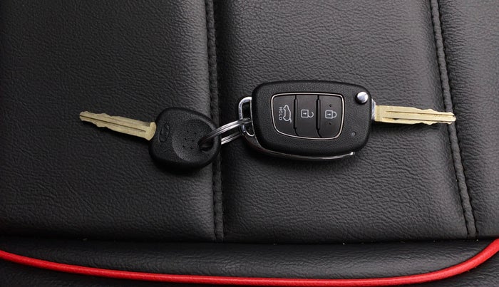 2020 Hyundai VENUE SX 1.0 TURBO, Petrol, Manual, 20,251 km, Key Close Up