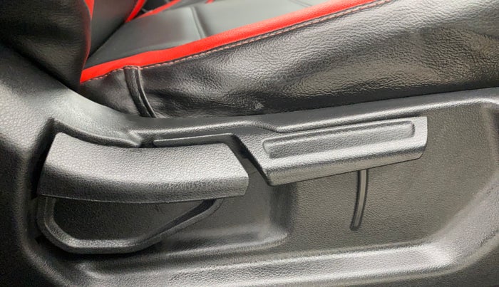 2020 Hyundai VENUE SX 1.0 TURBO, Petrol, Manual, 20,251 km, Driver Side Adjustment Panel