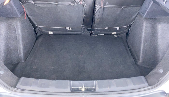 2019 Tata NEXON XZA + 1.2 PETROL A/T, Petrol, Automatic, 14,906 km, Boot Inside
