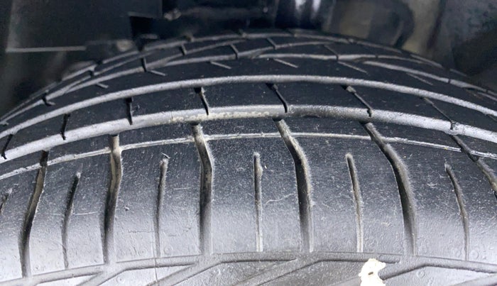 2019 Tata NEXON XZA + 1.2 PETROL A/T, Petrol, Automatic, 14,906 km, Left Front Tyre Tread