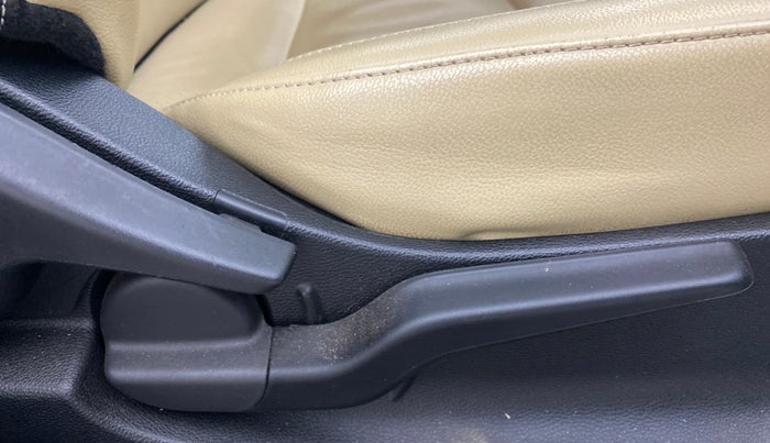 2023 Honda City 1.5L I-VTEC ZX CVT, Petrol, Automatic, 13,324 km, Driver Side Adjustment Panel