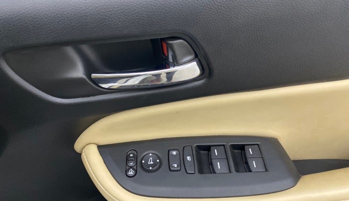 2023 Honda City 1.5L I-VTEC ZX CVT, Petrol, Automatic, 13,324 km, Driver Side Door Panels Control