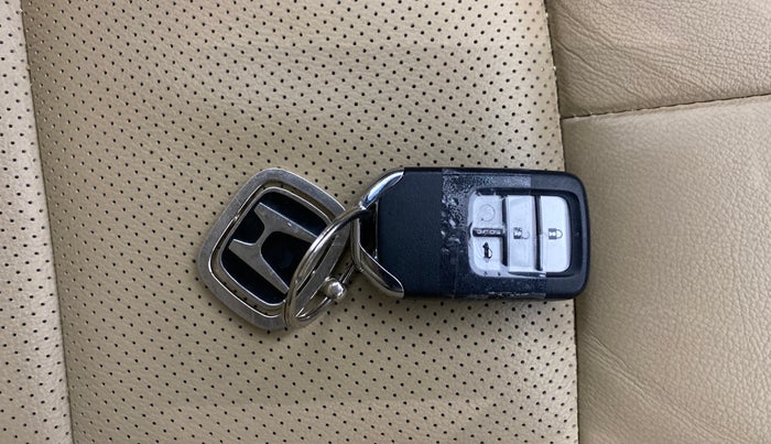 2023 Honda City 1.5L I-VTEC ZX CVT, Petrol, Automatic, 13,324 km, Key Close Up