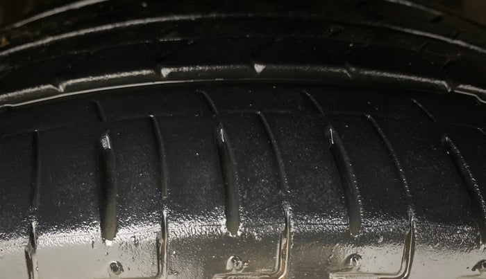 2023 Honda City 1.5L I-VTEC ZX CVT, Petrol, Automatic, 13,324 km, Right Front Tyre Tread