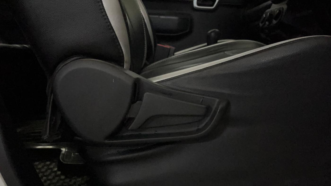 2021 Maruti S PRESSO VXI AMT, Petrol, Automatic, 22,444 km, Driver Side Adjustment Panel
