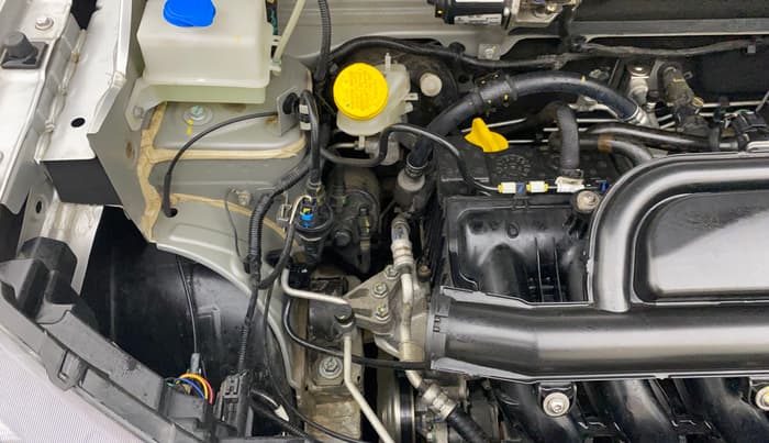 2024 Renault Kwid RXL(O) 1.0L AMT, Petrol, Automatic, 11,861 km, Engine View - Right