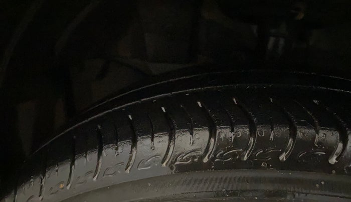 2020 Honda Amaze 1.2L I-VTEC V, Petrol, Manual, 28,816 km, Left Front Tyre Tread