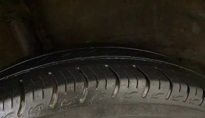 2020 Honda Amaze 1.2L I-VTEC V, Petrol, Manual, 28,816 km, Right Rear Tyre Tread