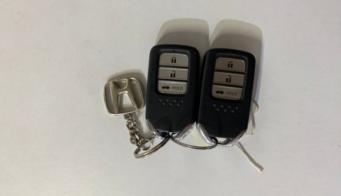 2020 Honda Amaze 1.2L I-VTEC V, Petrol, Manual, 28,816 km, Key Close Up