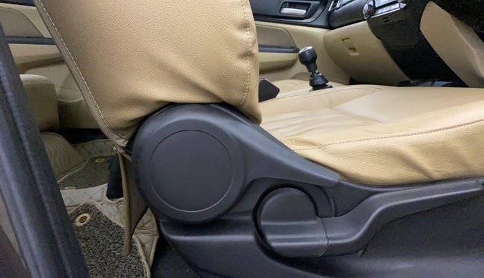 2020 Honda Amaze 1.2L I-VTEC V, Petrol, Manual, 28,816 km, Driver Side Adjustment Panel