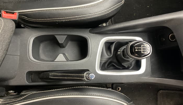 2021 Nissan MAGNITE XV PREMIUM, Petrol, Manual, 38,378 km, Gear Lever