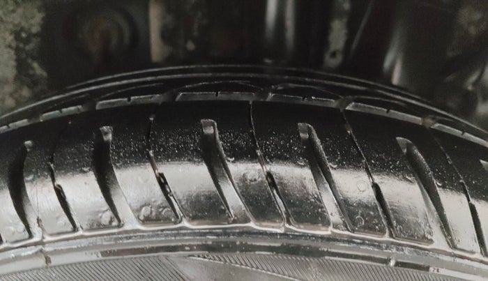 2017 Hyundai Elite i20 SPORTZ 1.2, CNG, Manual, 73,687 km, Left Rear Tyre Tread