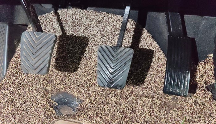 2017 Hyundai Elite i20 SPORTZ 1.2, CNG, Manual, 73,687 km, Pedals