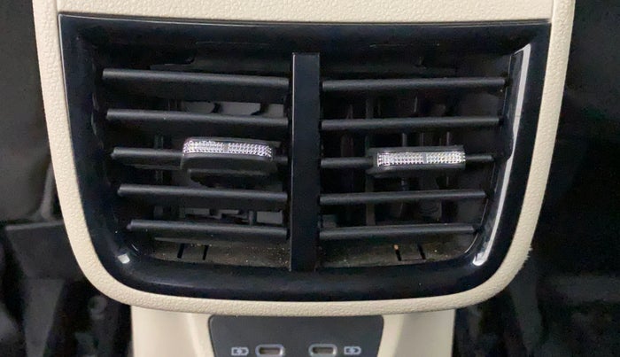 2022 Skoda SLAVIA AMBITION 1.0L TSI AT, Petrol, Automatic, 9,900 km, Rear AC Vents