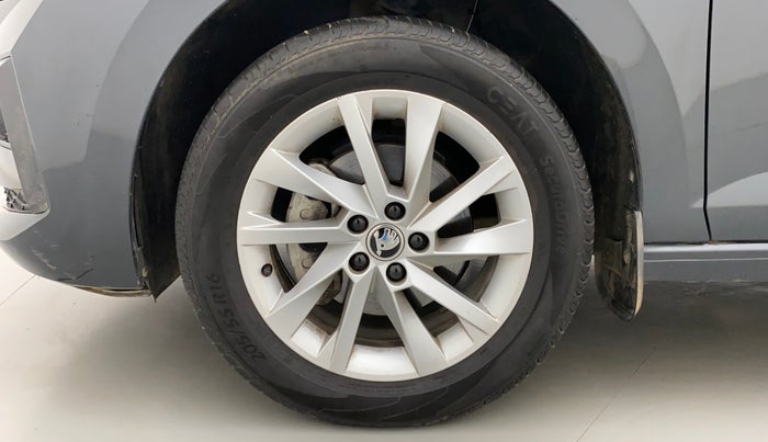 2022 Skoda SLAVIA AMBITION 1.0L TSI AT, Petrol, Automatic, 9,900 km, Left Front Wheel