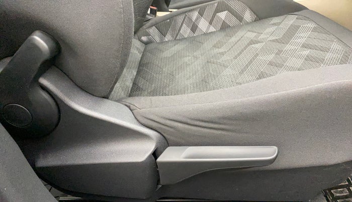 2022 Skoda SLAVIA AMBITION 1.0L TSI AT, Petrol, Automatic, 9,900 km, Driver Side Adjustment Panel
