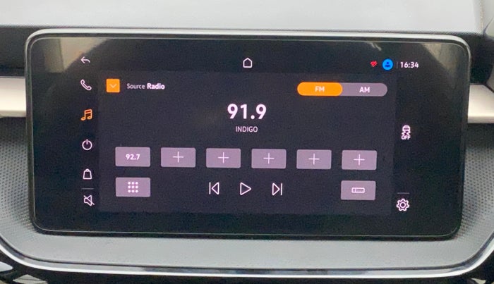 2022 Skoda SLAVIA AMBITION 1.0L TSI AT, Petrol, Automatic, 9,900 km, Infotainment System