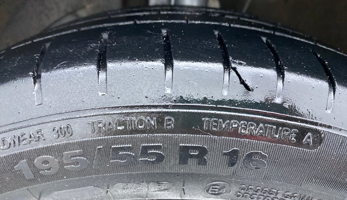 2015 Maruti Baleno ALPHA DDIS 190, Diesel, Manual, 62,087 km, Left Front Tyre Tread