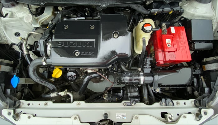 2015 Maruti Baleno ALPHA DDIS 190, Diesel, Manual, 62,087 km, Engine Bonet View