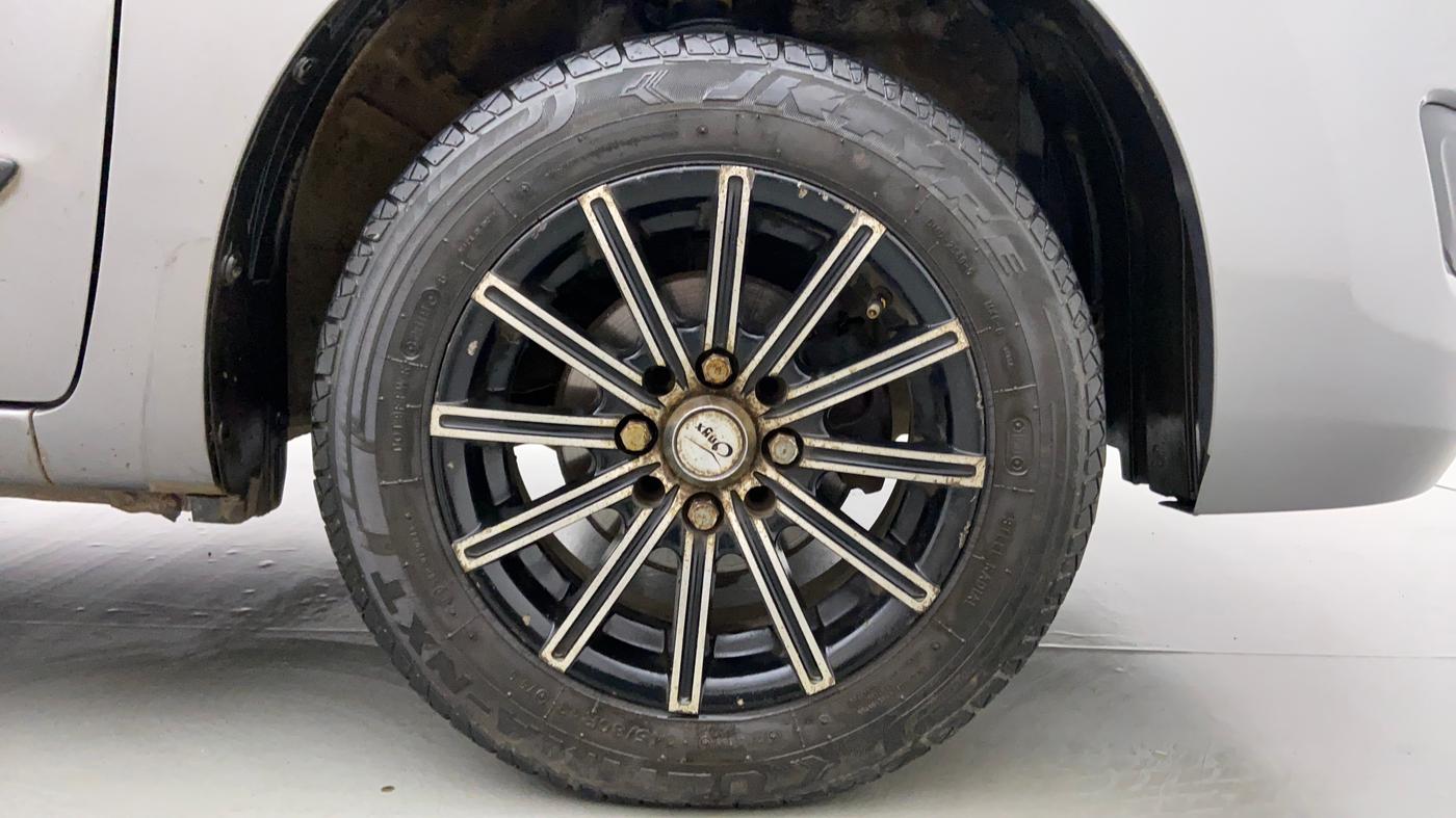 2014 Maruti Wagon R 1.0 LXI CNG, CNG, Manual, 84,055 km, Right Front Wheel