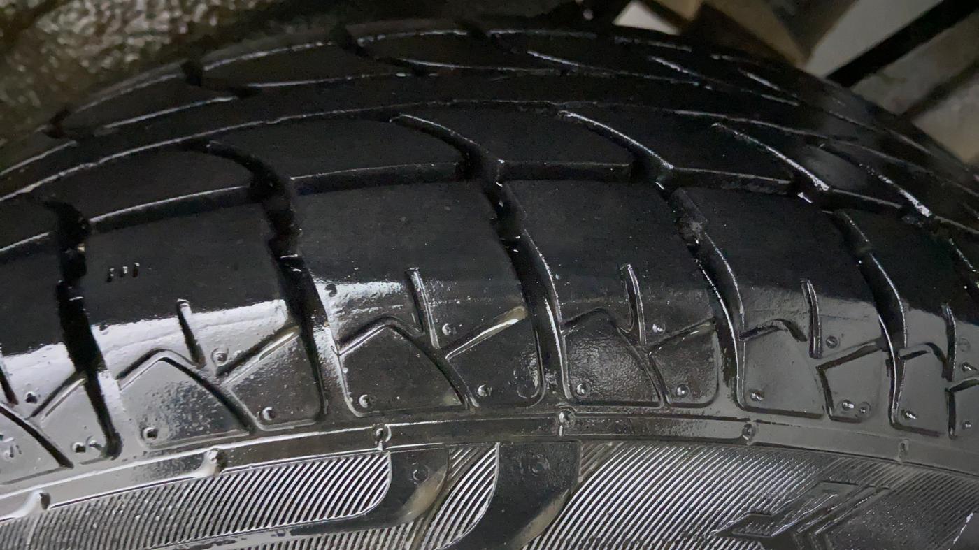2014 Maruti Wagon R 1.0 LXI CNG, CNG, Manual, 84,055 km, Left Rear Tyre Tread