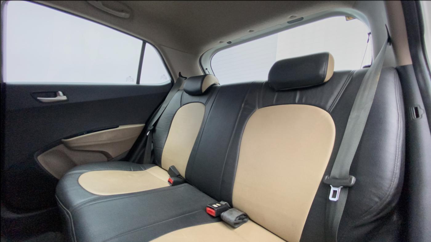 2015 Hyundai Grand i10 ASTA 1.2 KAPPA VTVT, Petrol, Manual, 18,851 km, Right Side Rear Door Cabin