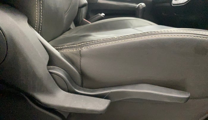 2020 Maruti XL6 ALPHA MT, Petrol, Manual, 41,220 km, Driver Side Adjustment Panel