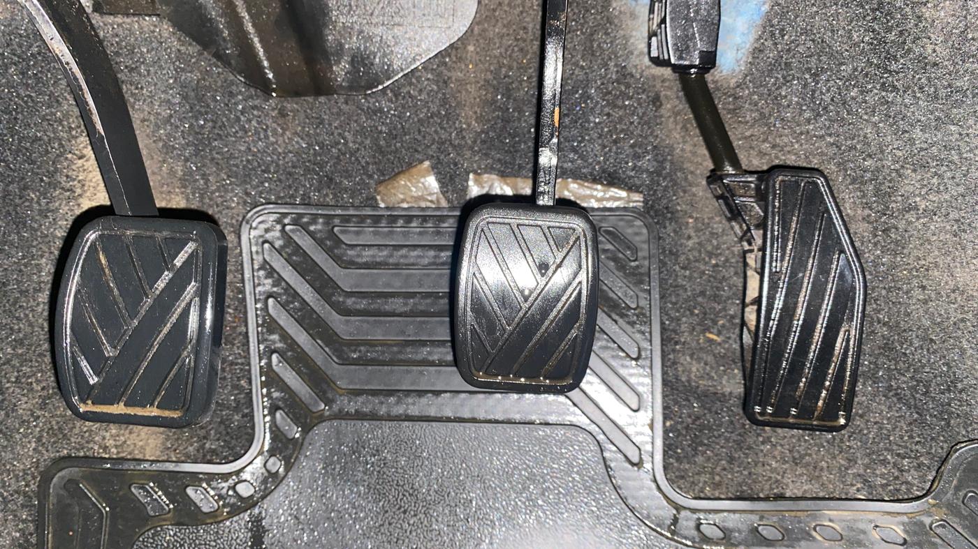 2020 Maruti XL6 ALPHA MT, Petrol, Manual, 41,220 km, Pedals
