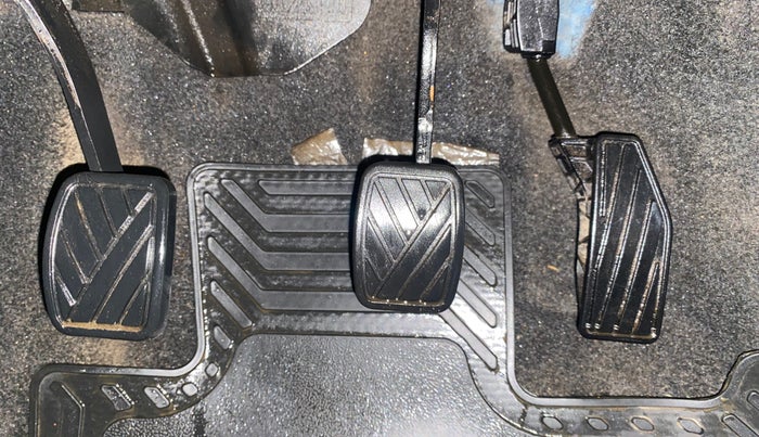 2020 Maruti XL6 ALPHA MT, Petrol, Manual, 41,220 km, Pedals