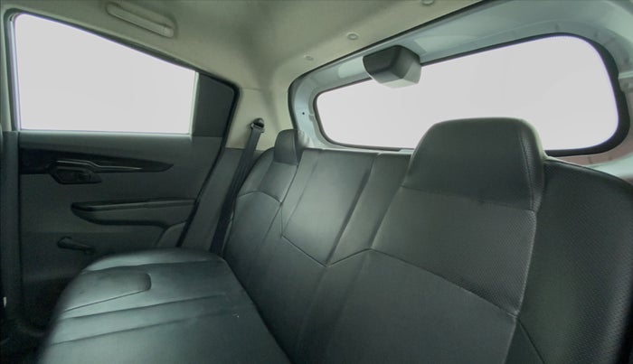 2019 Mahindra Kuv100 K2 TRIP CNG, CNG, Manual, 72,230 km, Right Side Rear Door Cabin