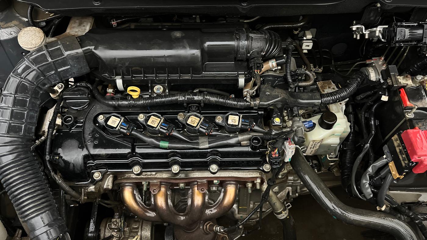 2021 Maruti Swift VXI AMT, Petrol, Automatic, 23,397 km, Engine View
