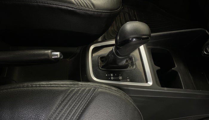 2022 Maruti Swift VXI AMT, Petrol, Automatic, 36,634 km, Gear Lever