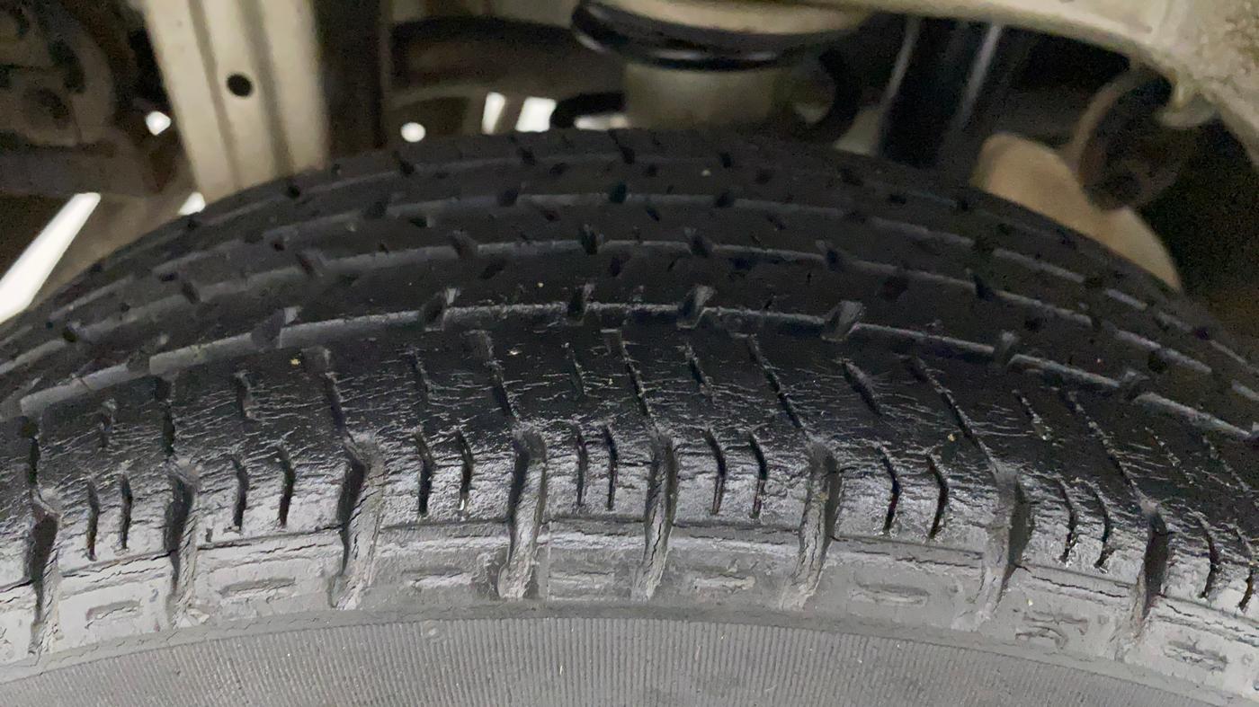 2013 Maruti Alto K10 VXI, Petrol, Manual, 52,990 km, Right Rear Tyre Tread