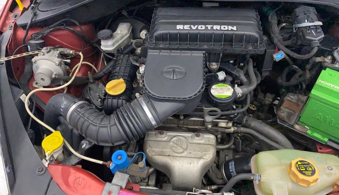 2016 Tata Tiago XT PETROL, CNG, Manual, 52,150 km, Engine View - Right