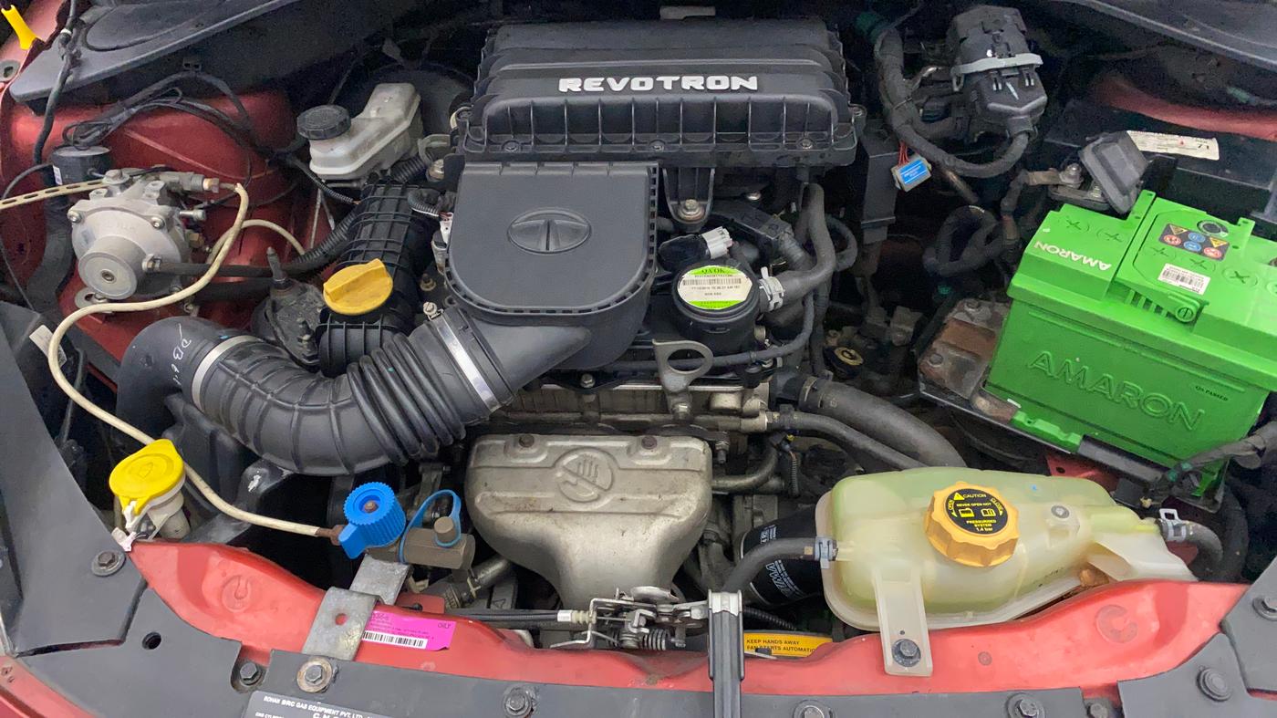 2016 Tata Tiago XT PETROL, CNG, Manual, 52,175 km, Engine View