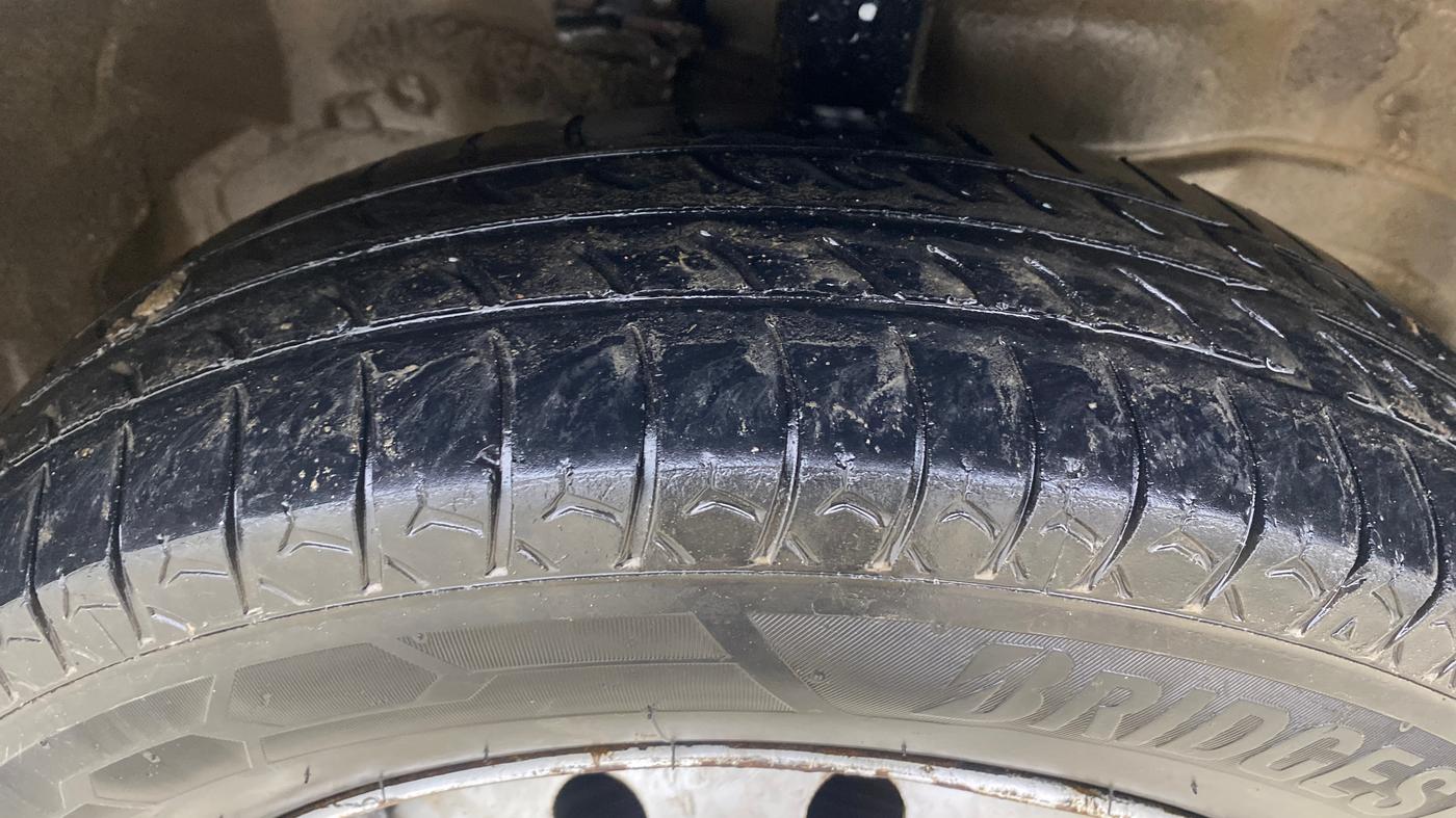 2018 Maruti Wagon R 1.0 LXI CNG, CNG, Manual, 70,117 km, Right Front Tyre Tread
