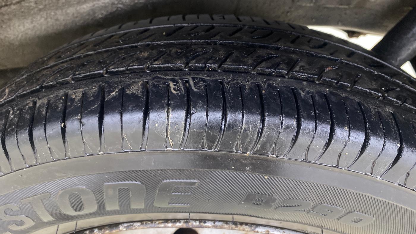 2018 Maruti Wagon R 1.0 LXI CNG, CNG, Manual, 70,117 km, Left Rear Tyre Tread