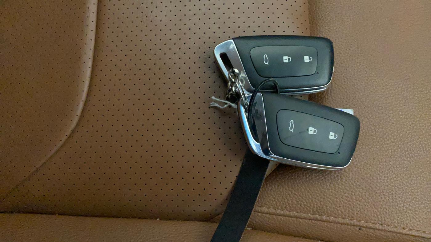 2021 MG HECTOR PLUS SHARP 2.0 DIESEL TURBO MT 6-STR, Diesel, Manual, 400 km, Key Close Up