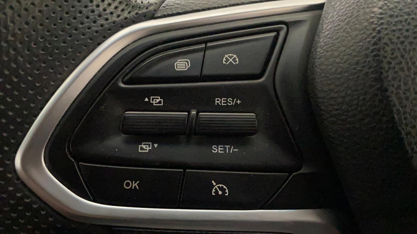 2021 MG HECTOR PLUS SHARP 2.0 DIESEL TURBO MT 6-STR, Diesel, Manual, 400 km, Adaptive Cruise Control