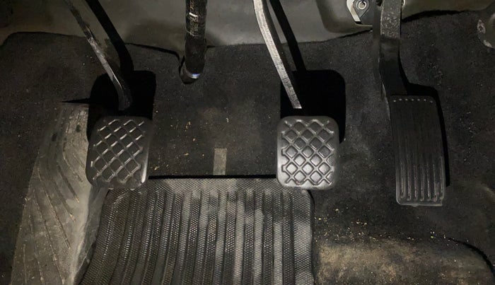 2021 MG HECTOR PLUS SHARP 2.0 DIESEL TURBO MT 6-STR, Diesel, Manual, 23,704 km, Pedals