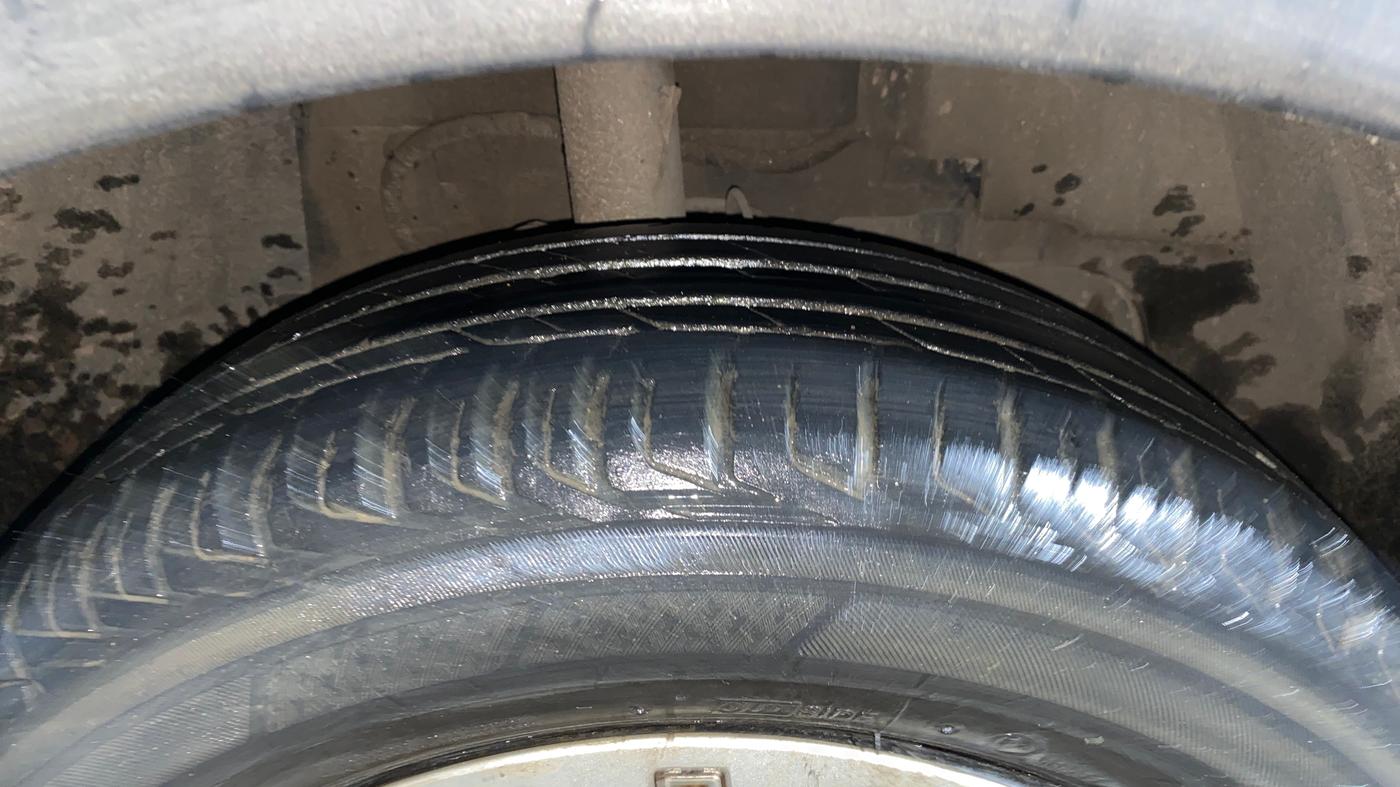 2021 Tata NEXON XM PETROL, Petrol, Manual, 49,695 km, Right Front Tyre Tread