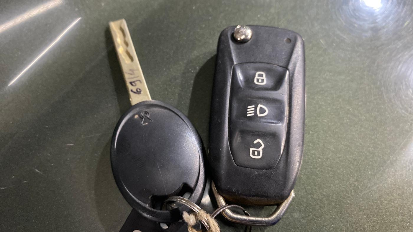 2021 Tata NEXON XM PETROL, Petrol, Manual, 49,695 km, Key Close Up