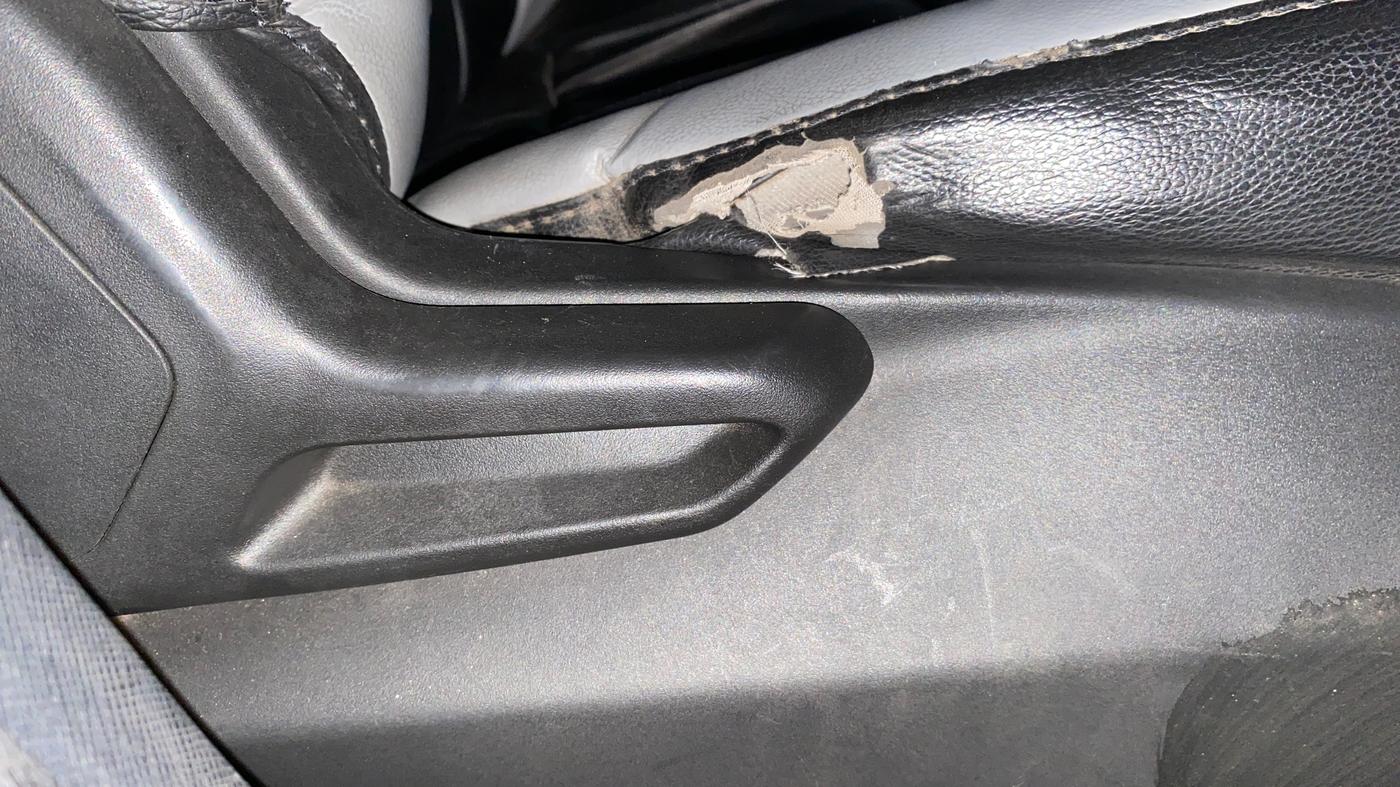 2021 Tata NEXON XM PETROL, Petrol, Manual, 49,695 km, Driver Side Adjustment Panel