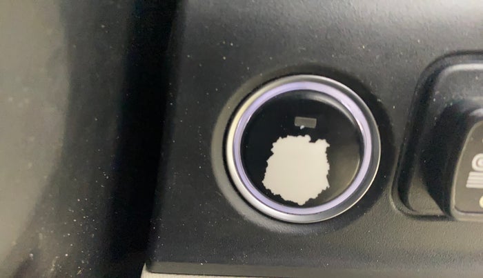 2021 Tata ALTROZ XT PETROL, CNG, Manual, 1,23,026 km, Keyless Start/ Stop Button