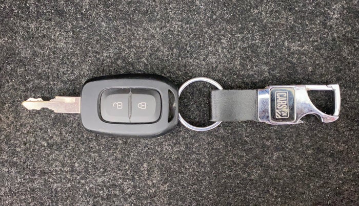 2017 Renault Kwid RXT 0.8, Petrol, Manual, 94,562 km, Key Close Up