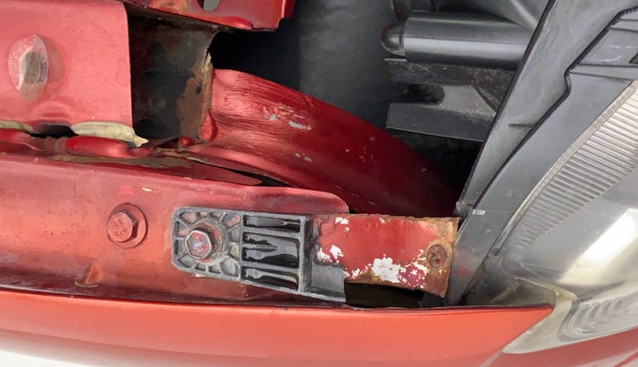 2017 Renault Kwid RXT 0.8, Petrol, Manual, 94,562 km, Right headlight - Clamp has minor damage