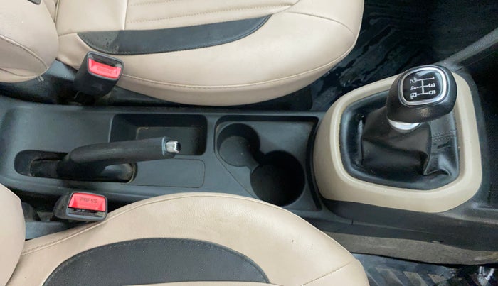 2018 Hyundai Grand i10 SPORTZ 1.2 KAPPA VTVT, Petrol, Manual, 73,882 km, Gear Lever