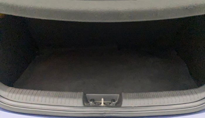 2013 Hyundai i20 SPORTZ 1.2, Petrol, Manual, 79,892 km, Boot Inside